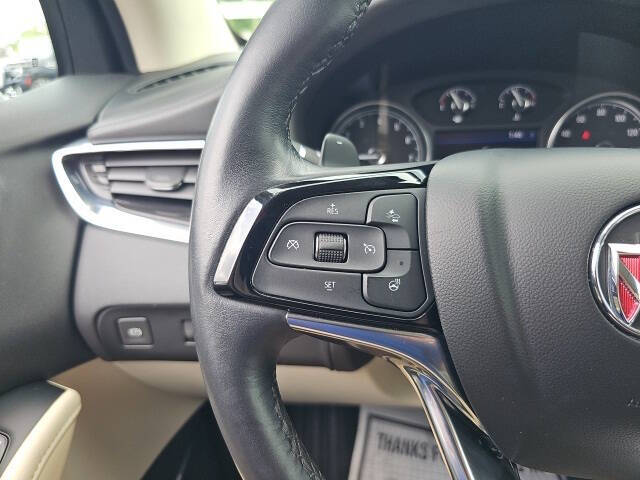 2022 Buick Enclave Essence