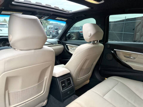 2016 BMW 3 Series 328i