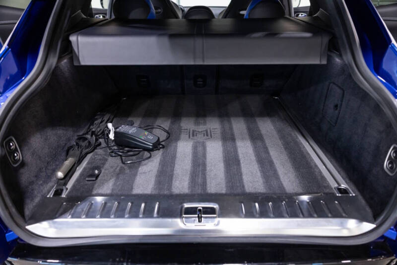 2023 Aston Martin DBX 707