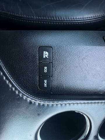 2014 Toyota Avalon Hybrid XLE Premium