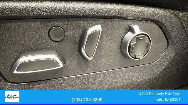 2023 Cadillac Escalade Sport Platinum