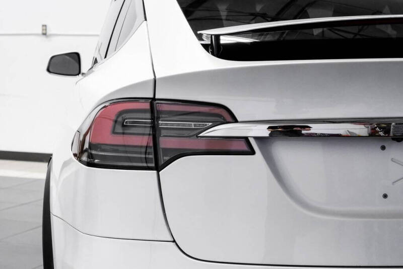 2020 Tesla Model X Long Range