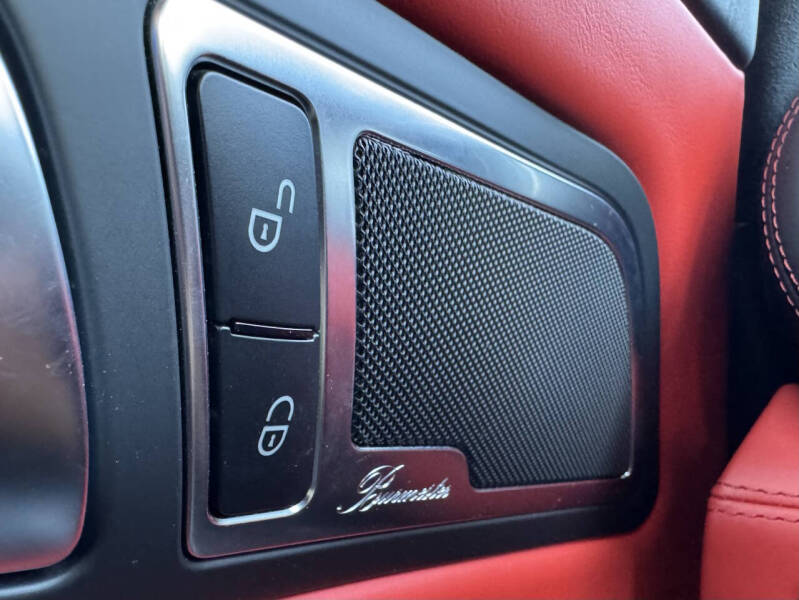 2018 Mercedes-Benz AMG GT