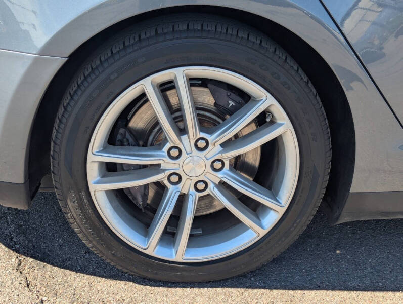 2013 Tesla Model S
