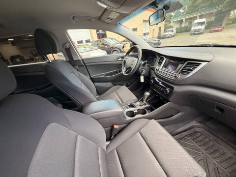2017 Hyundai Tucson SE