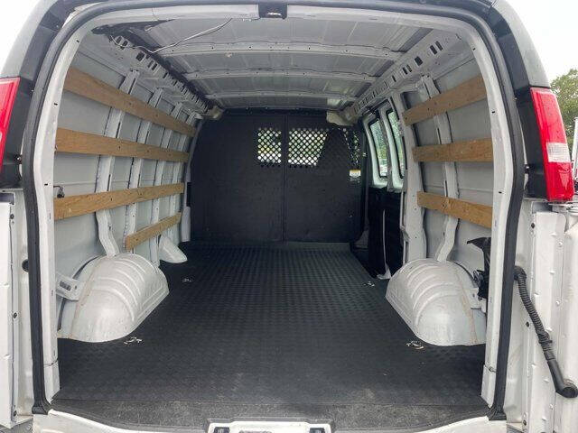 2020 GMC Savana 2500