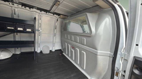 2022 Chevrolet Express 2500