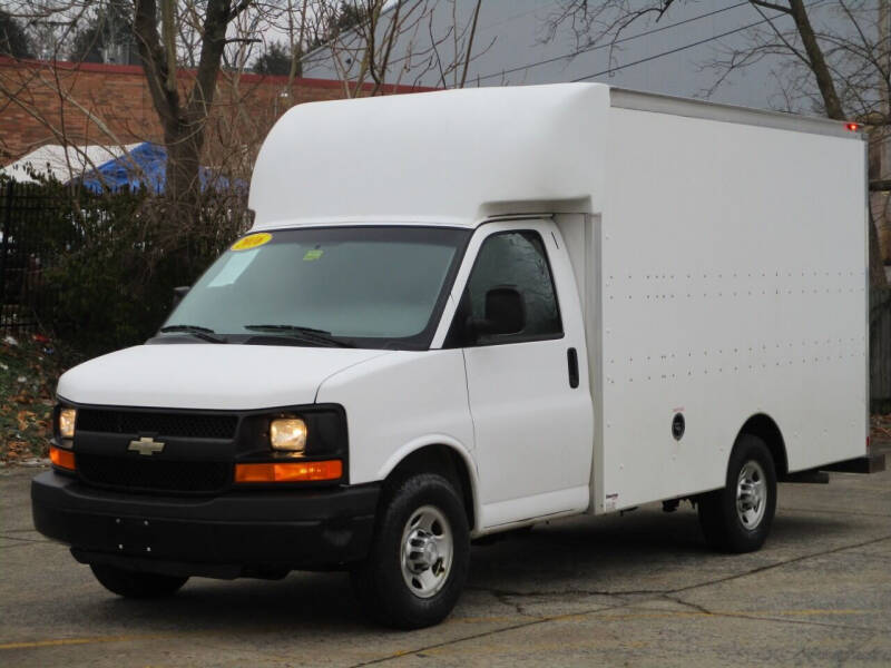 2016 Chevrolet Express Cutaway for sale at A & A IMPORTS OF TN in Madison TN