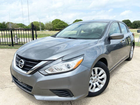 2017 Nissan Altima for sale at Texas Luxury Auto in Cedar Hill TX