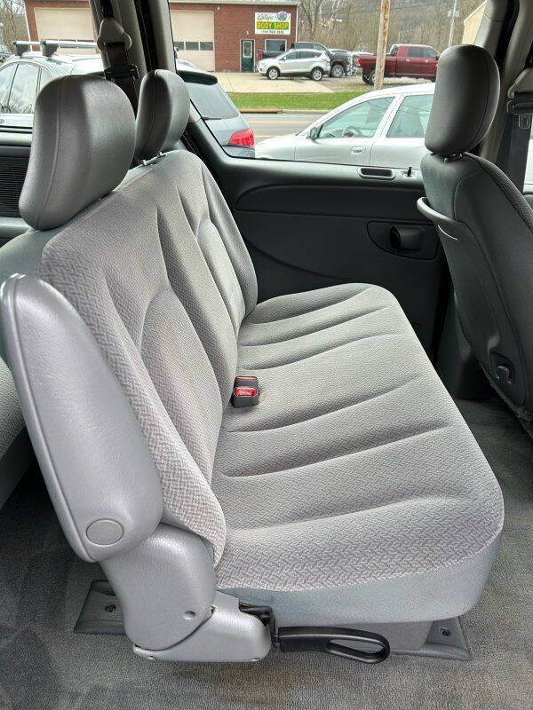 2006 Dodge Caravan SE