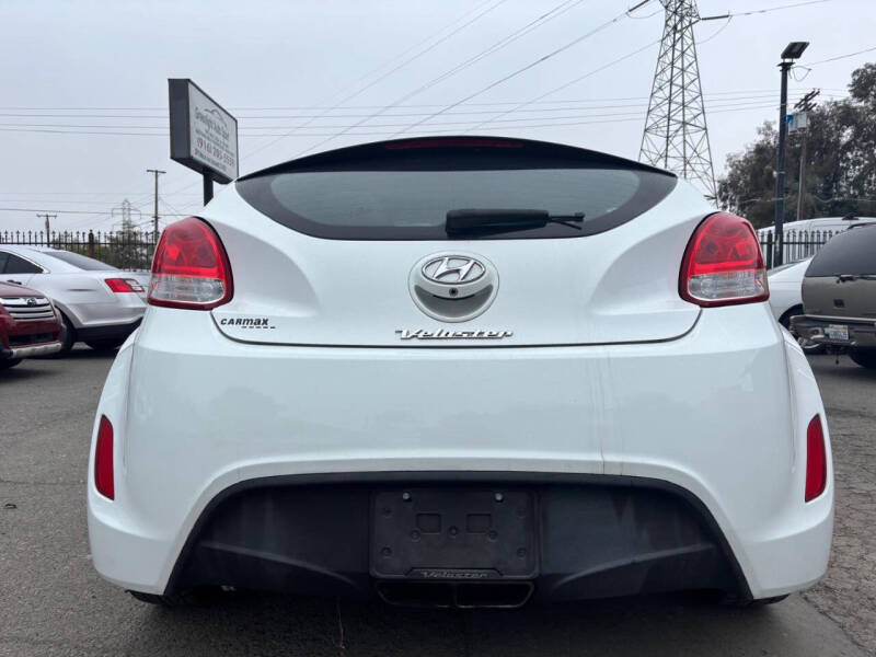 2017 Hyundai Veloster Value Edition