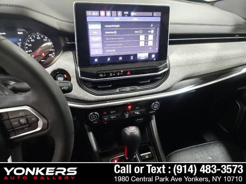 2023 Jeep Compass Latitude Lux