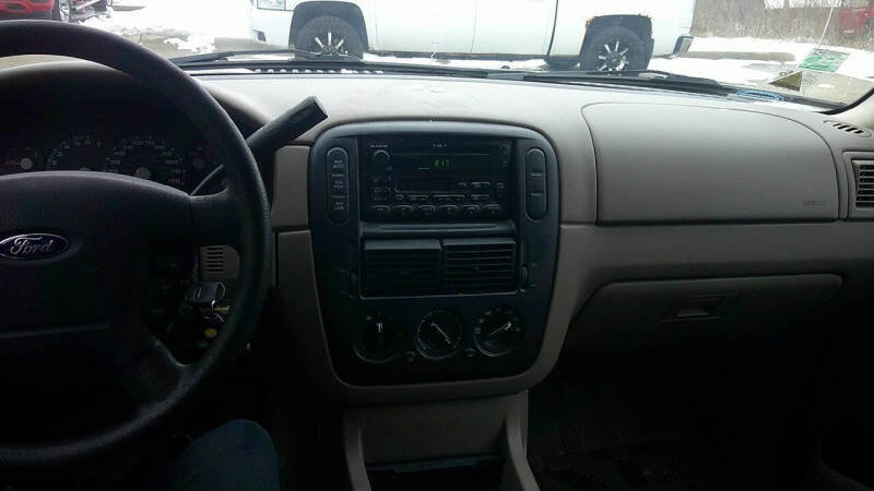 2003 Ford Explorer XLS