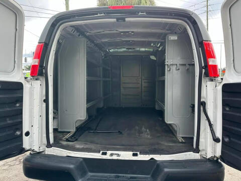 2020 Chevrolet Express 2500