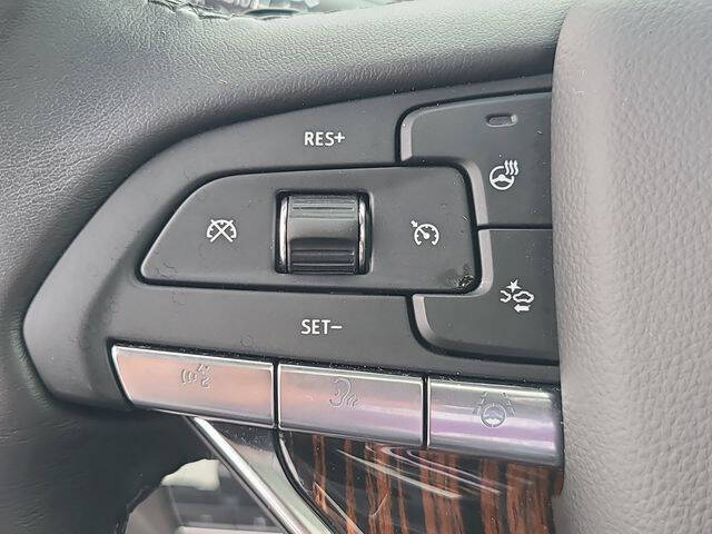 2024 Cadillac Escalade ESV Premium Luxury
