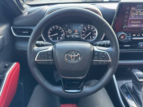 2022 Toyota Highlander XSE