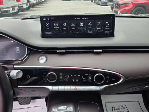 2023 Genesis GV70 2.5T Standard