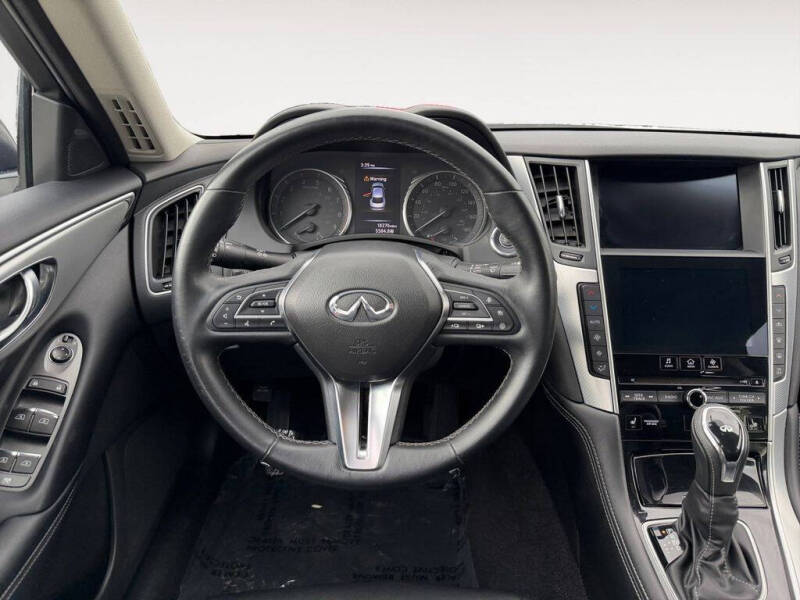 2021 Infiniti Q50 Luxe