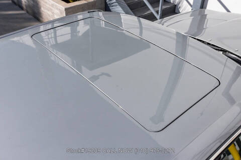 1987 Mercedes-Benz 560-Class 560 SL