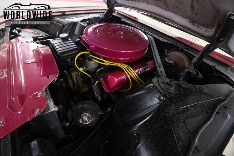 1962 Ford Thunderbird