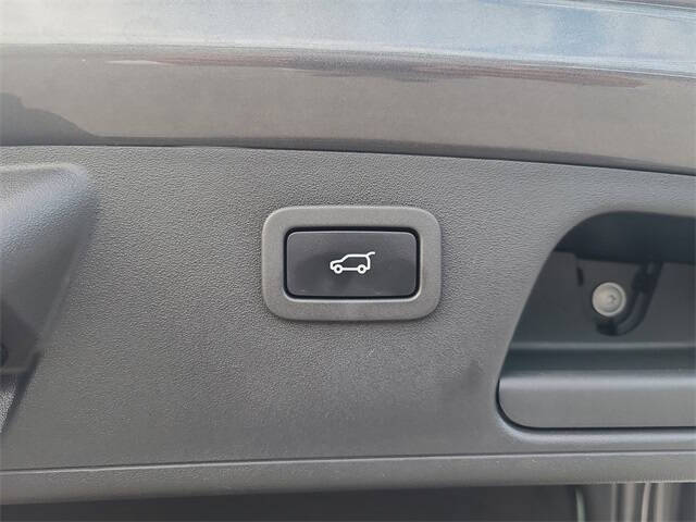 2020 Jaguar E-PACE P250