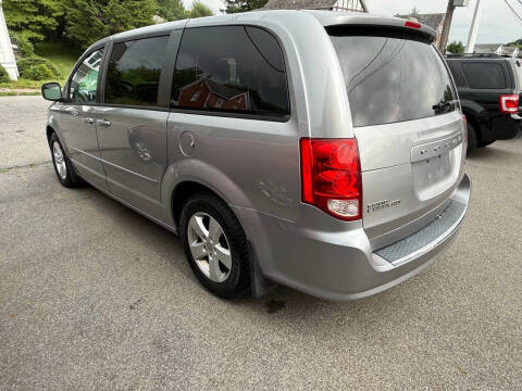 2013 Dodge Grand Caravan SE