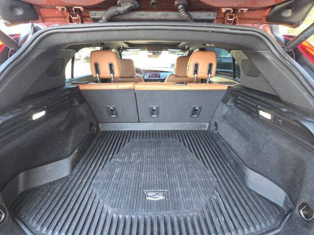 2020 Cadillac XT4 Premium Luxury