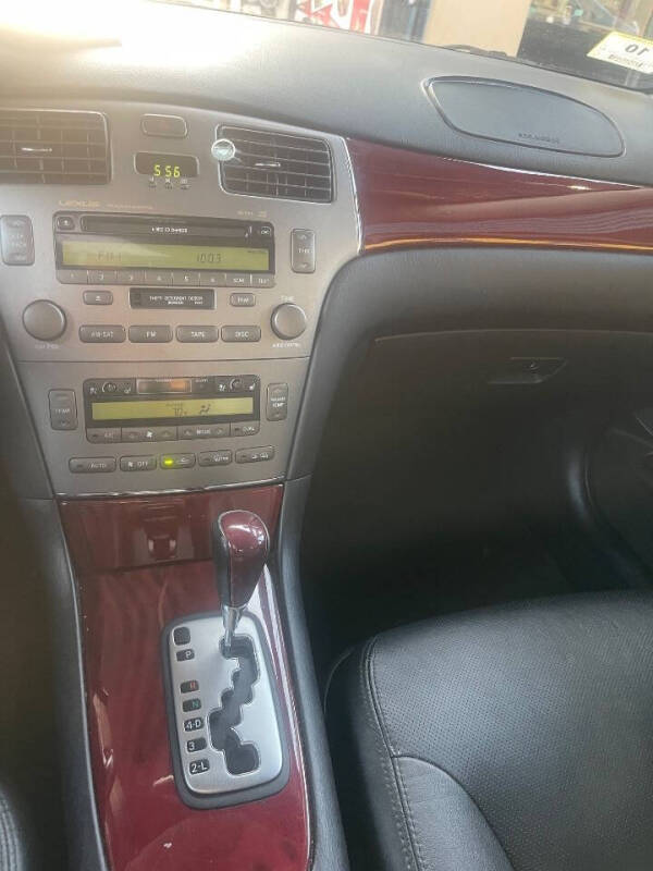 2005 Lexus ES 330