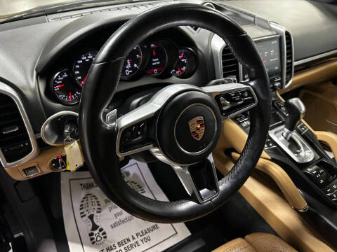 2018 Porsche Cayenne Platinum Edition