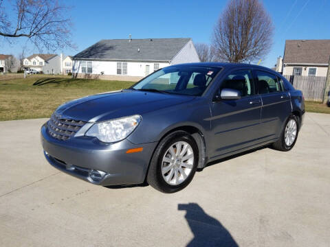 2010 Chrysler Sebring for sale at CALDERONE CAR & TRUCK in Whiteland IN