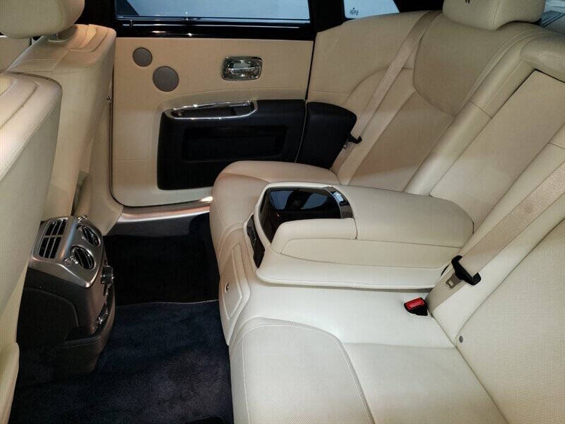 2016 Rolls-Royce Ghost 8