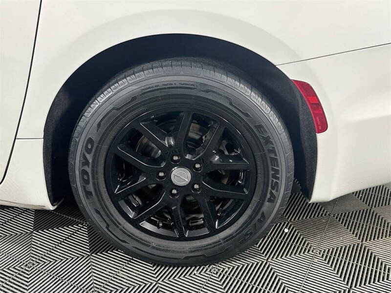 2020 Chrysler Pacifica Touring