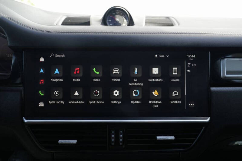 2022 Porsche Cayenne Turbo Coupe