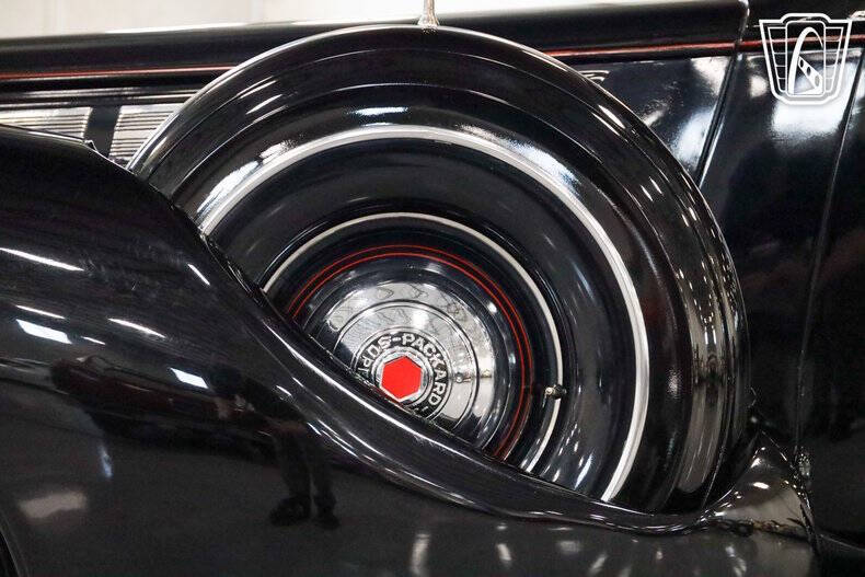 1938 Packard Super Eight