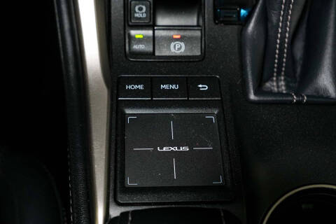 2017 Lexus NX 200t