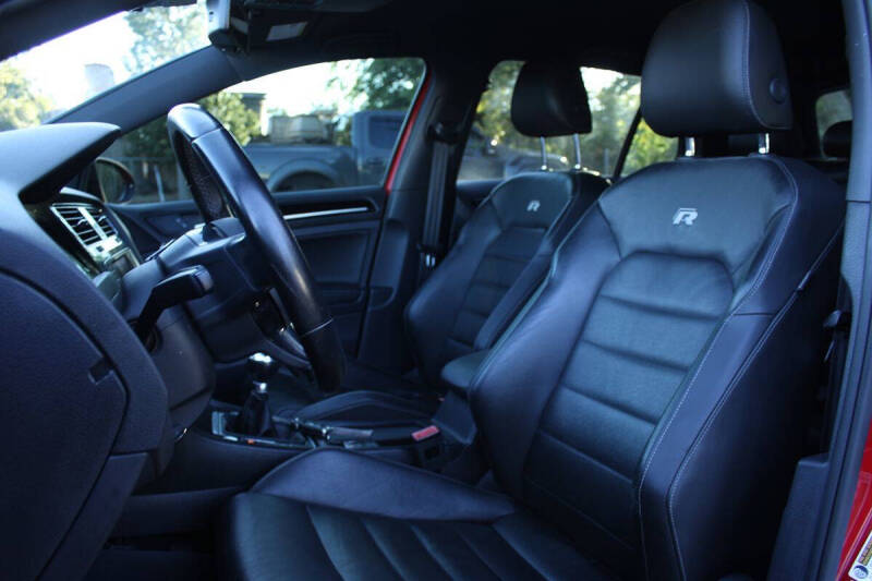 2016 Volkswagen Golf R