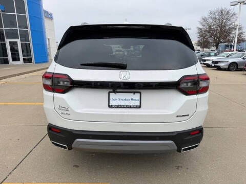 2025 Honda Pilot Touring