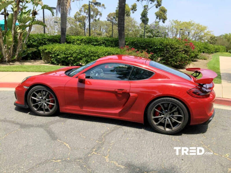 2016 Porsche Cayman GT4
