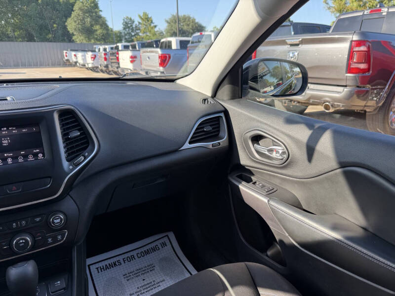 2019 Jeep Cherokee Latitude