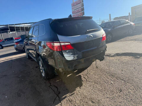 2017 Hyundai Santa Fe SE