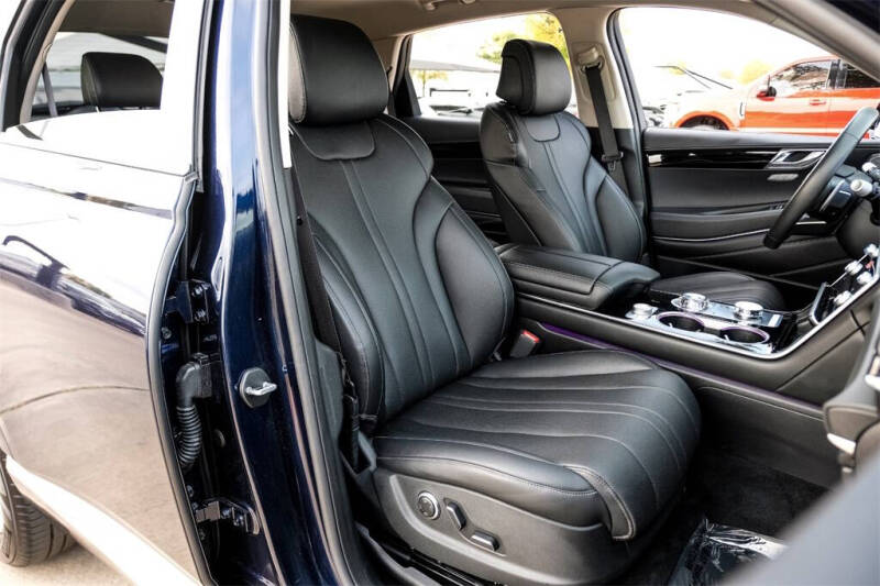 2025 Genesis GV80 2.5T Standard