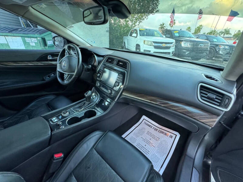 2018 Nissan Maxima Platinum