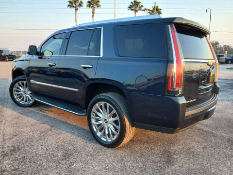 2019 Cadillac Escalade Standard