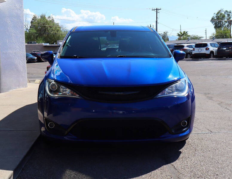 2020 Chrysler Pacifica Touring