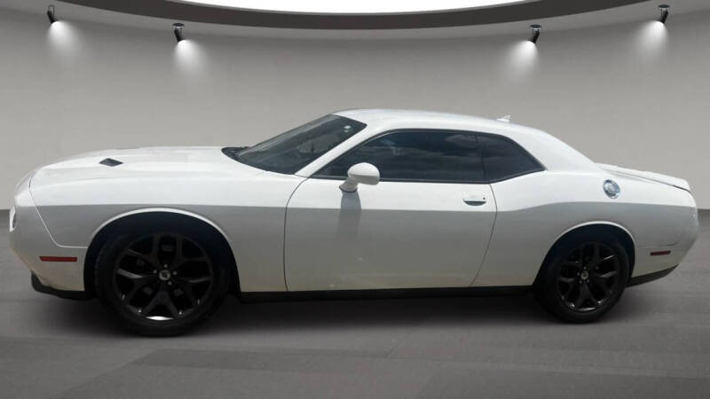 2018 Dodge Challenger SXT Plus