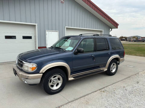 2000 Ford Explorer