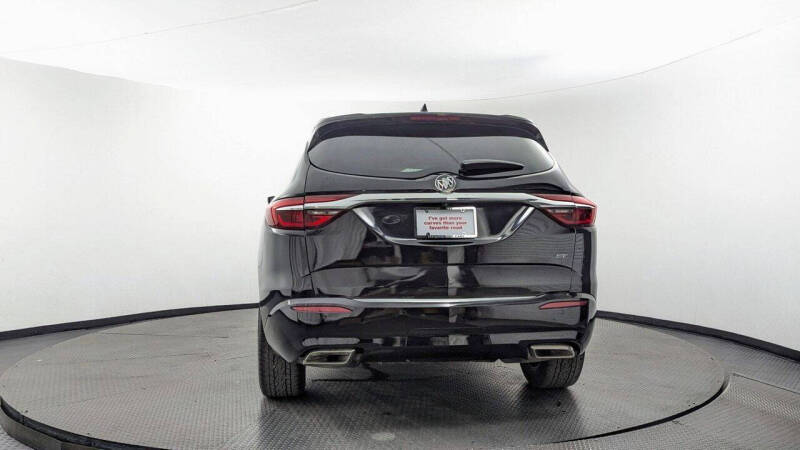 2021 Buick Enclave Essence