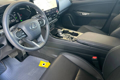 2025 Lexus NX 450h+
