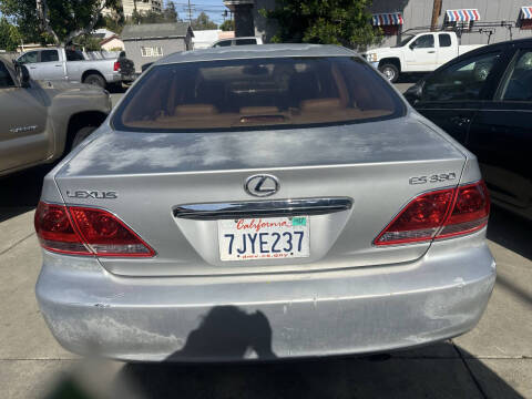 2005 Lexus ES 330