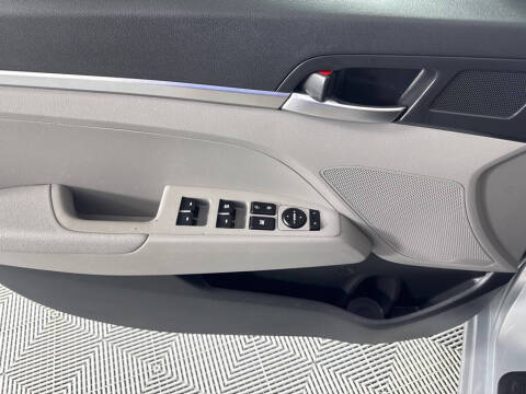 2019 Hyundai Elantra